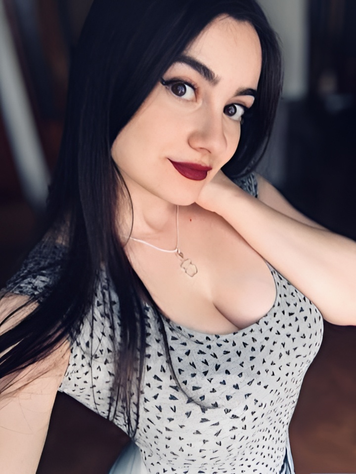 Инга привлекальеная девушка из Киржача цена от 2000 руб