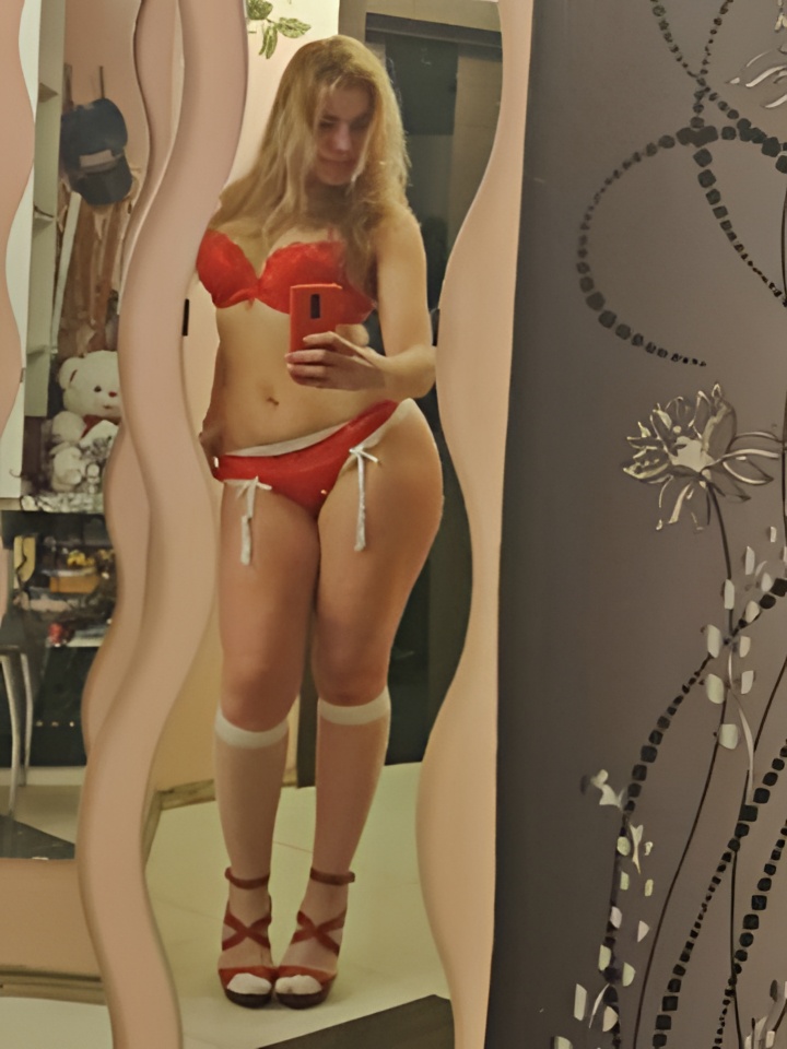 Индивидуалка Каролина, доступна для личного знакомства от 3000 руб