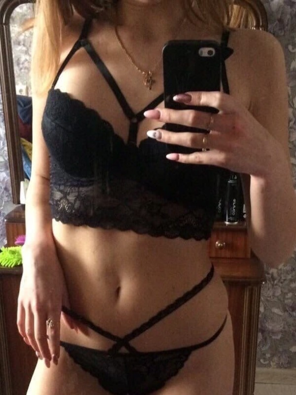 Нинель привлекательная девушка из Киржача цена от 3500 руб